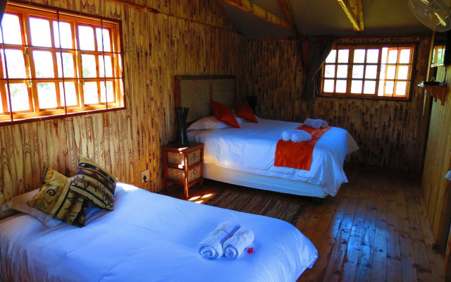 Meerkatplaats Guesthouse and B&B