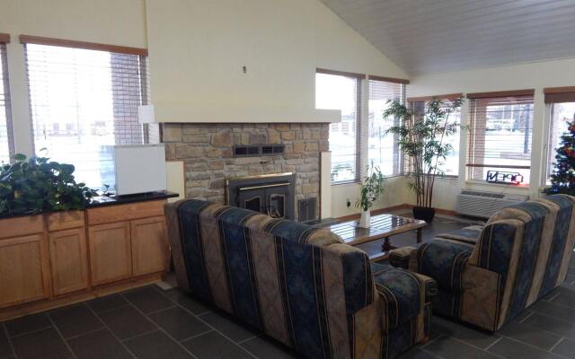 Regency Inn lola Kansas