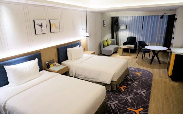 voco Guangzhou Shifu by IHG