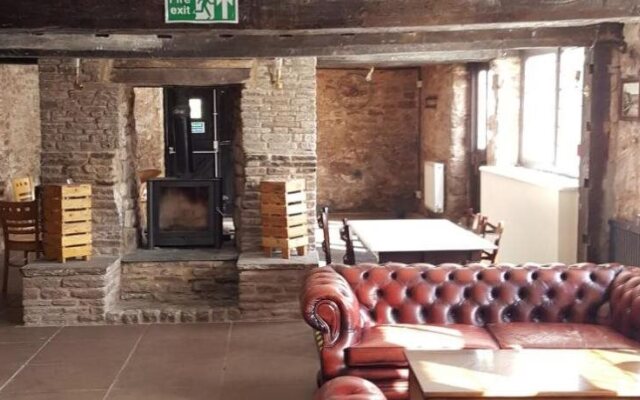 The Crown at Whitchurch