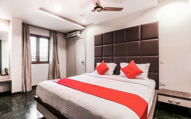 OYO 6285 Hotel AR Grand
