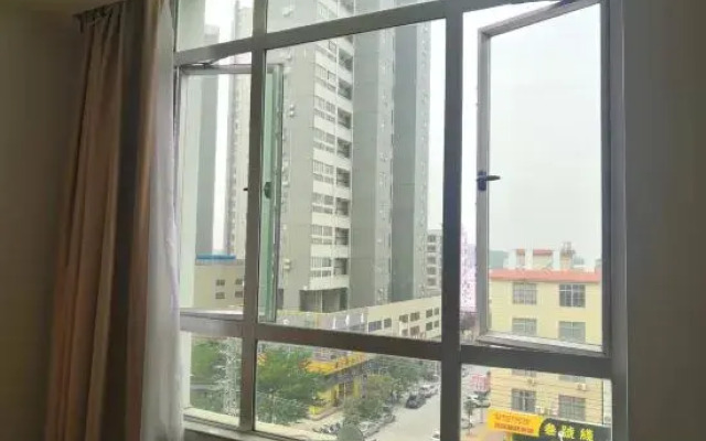 GreenTree Inn Express Hotel (Lianjiang Jiuzhoujiang Avenue North Branch)