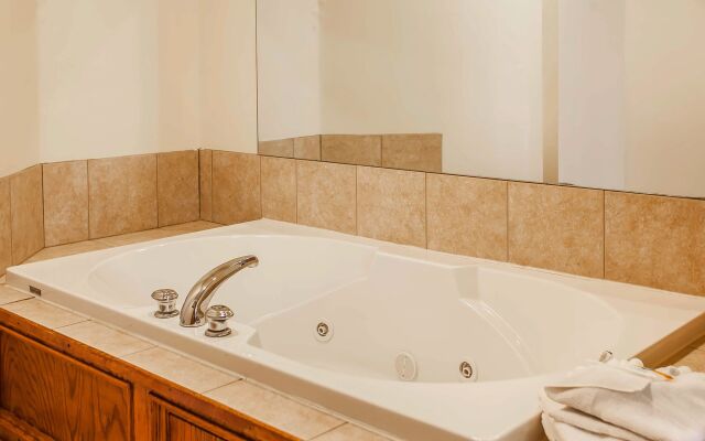 Quality Inn & Suites Hannibal