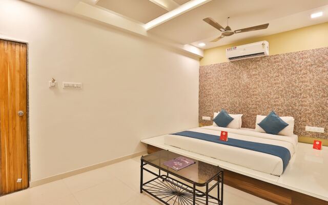 OYO 10749 Hotel Neelkanth Bliss