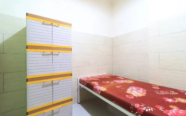 Eiffel Residence Batu Tulis 37 By Zuzu