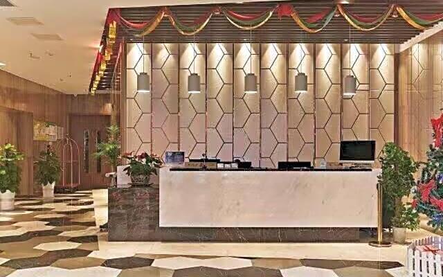 Howard Johnson Life Changrong