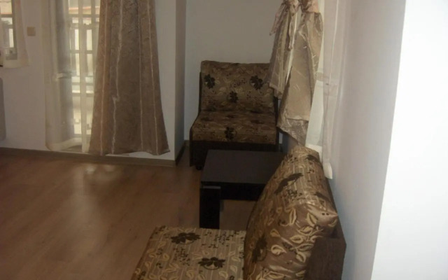 Krasteva House Complex