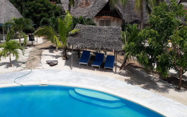 Merry Crab Cove - Après-Safari Beach Hotel