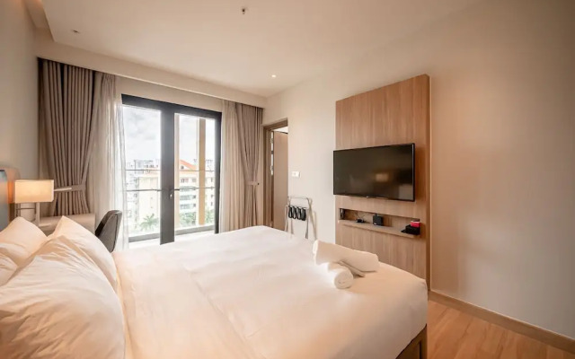 Bluesky Zenity Luxury Vacation