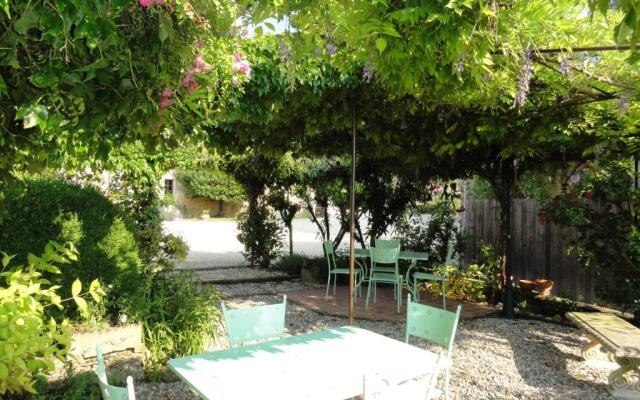 Chambres dHôtes de Charme du Château de Missandre