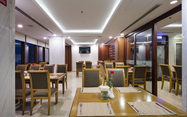 Apus Hotel