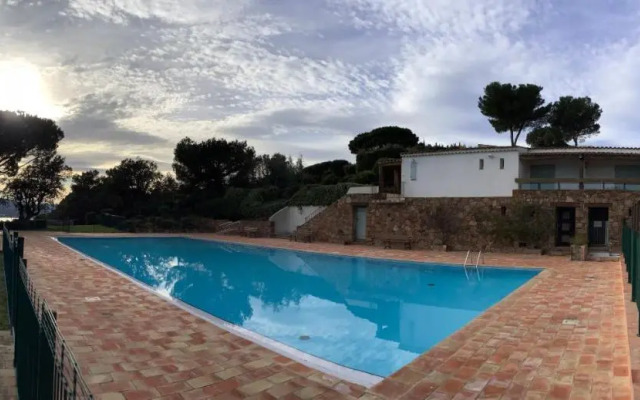 Sainte Maxime Vue féerique piscine chauffée