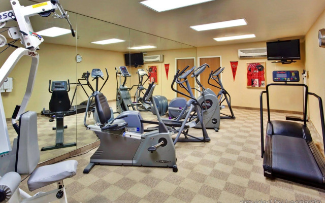 Holiday Inn Express Hotel & Suites Henderson by IHG
