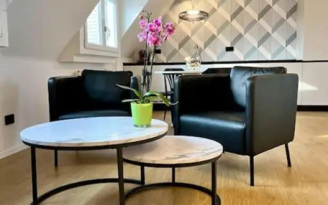 15 Min From Duomo & Brera
