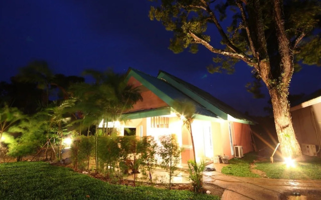 Baan Dahla Resort