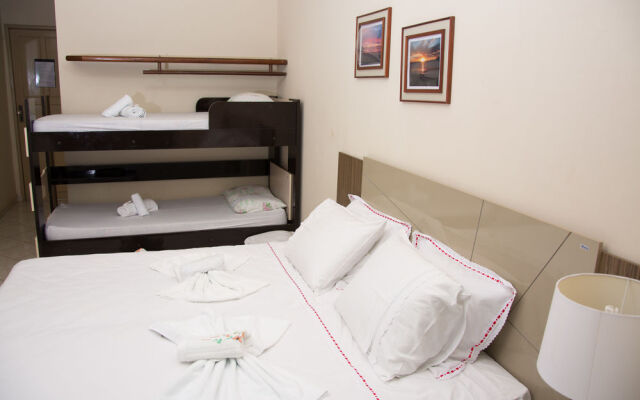 Costamares Pousada & Camping