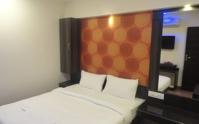 FabHotel Lemon Park