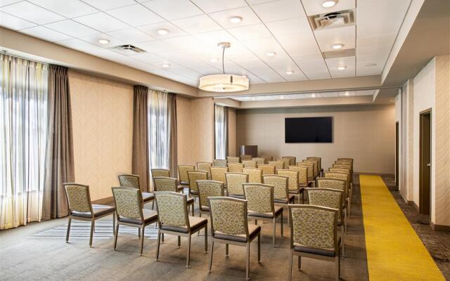 Hampton Inn & Suites Keller Town Center