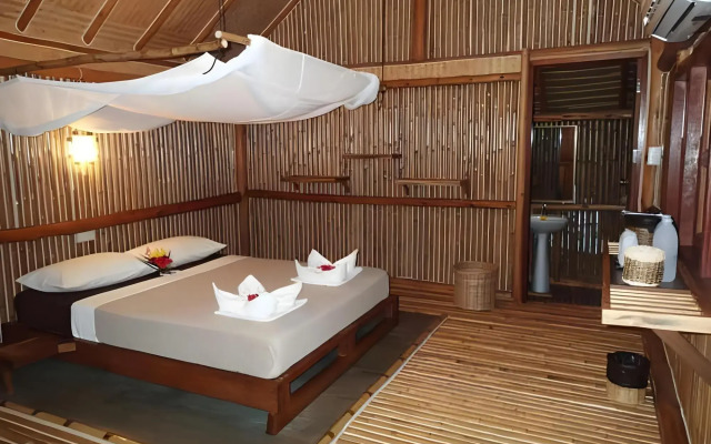 Bamboo Hideaway Resort