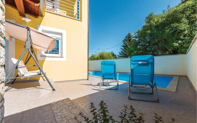 Six-Bedroom Holiday home in Perci