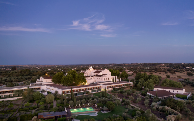 Convento do Espinheiro, Historic Hotel & Spa