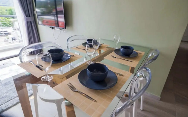 Modern Condo near the Beach - NV5