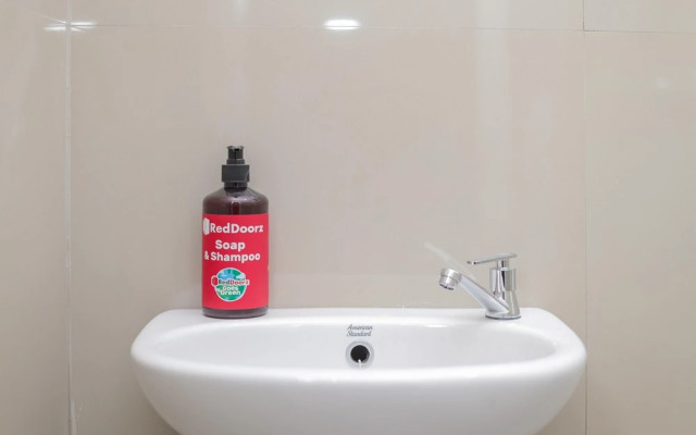 RedDoorz @ Gedangan Sidoarjo