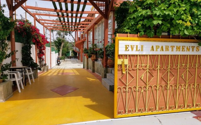 Evli Apartments