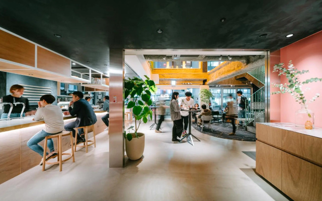 Landabout Tokyo