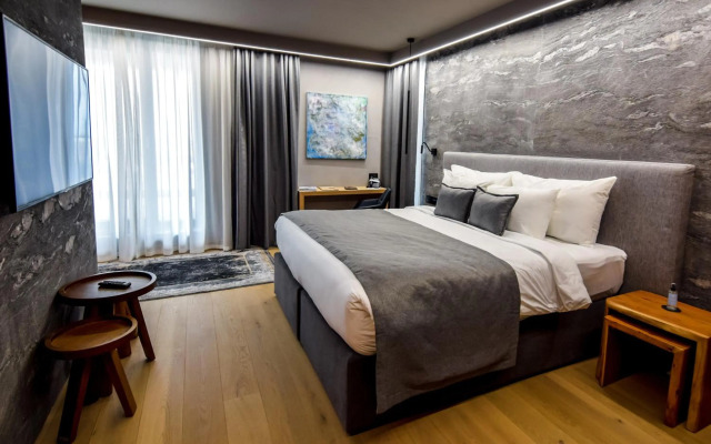 Qosmo Brasov Hotel