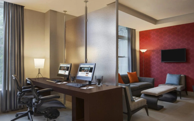 Glenn Hotel, Autograph Collection