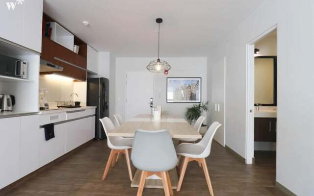w Lively 2BR in the Heart of Miraflores