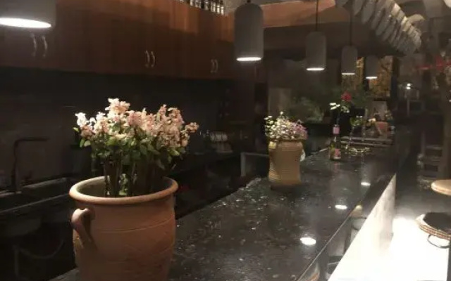Moyan Inn