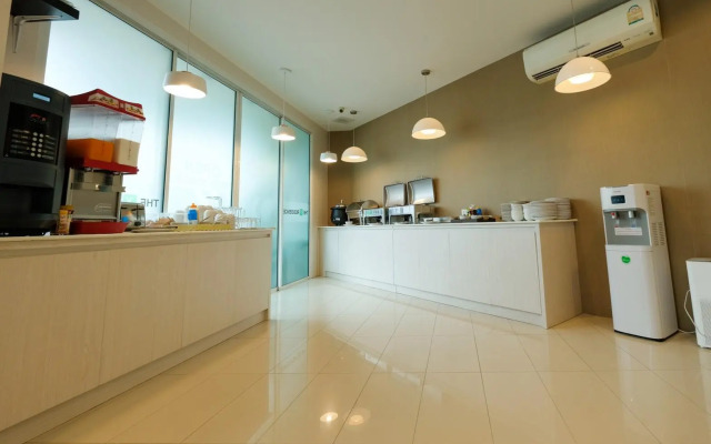 The Y Residence