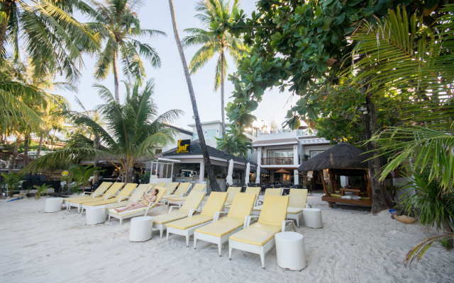 Sur Beach Resort