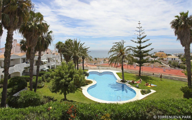 Apartamentos Torrenueva Park