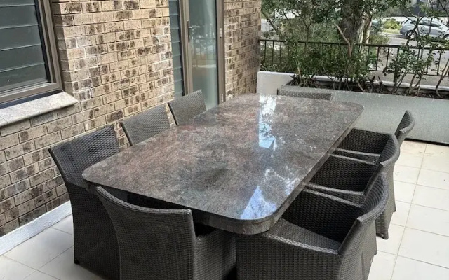 Stylish 3-bed Newport Stay With Balcony