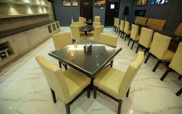 Grand Seasons -The Business Hotel
