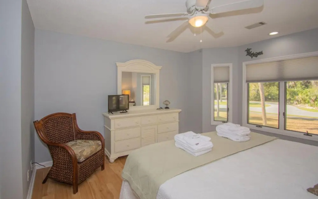 515 Remora Dr