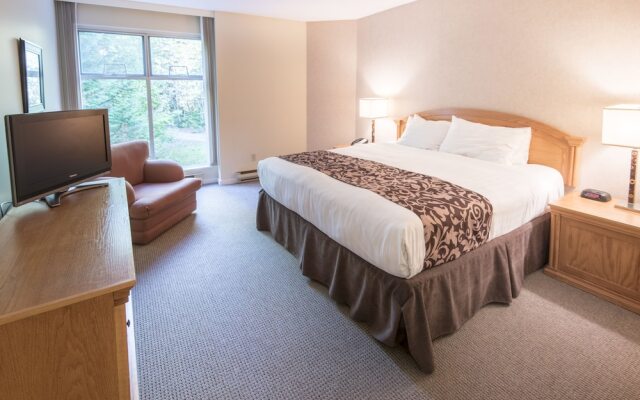 Woodrun Lodge