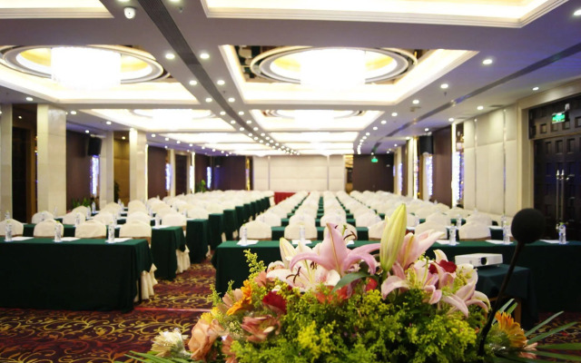 Harbourview Hotel & Resort