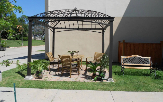 Best Western Roanoke Inn & Suites