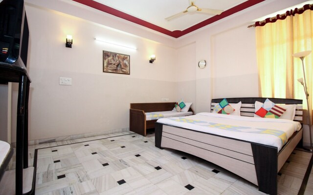 OYO Home 18384 Fabulous Stay