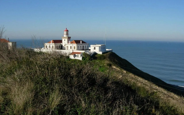 NEW APT center 1 min walk beach/river/casino!!!