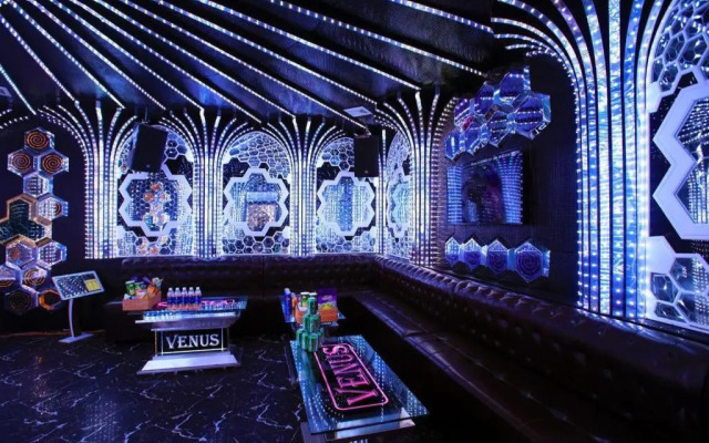 Gia Le Hotel