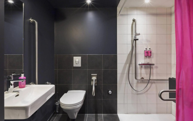 Moxy Lausanne City