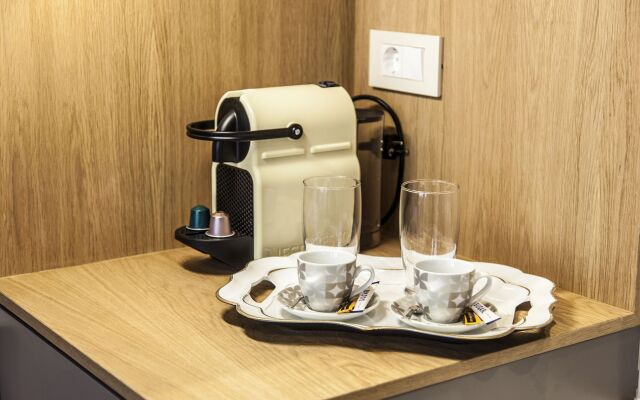 Viaggio Elegant Rooms