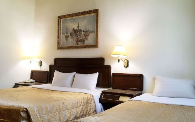 Family Hotel - Wennan