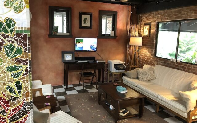 Rainforest Inn