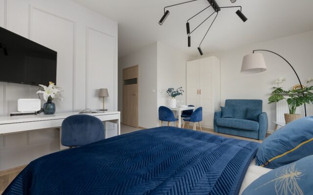 Komputerowa Studio Warsaw by Renters